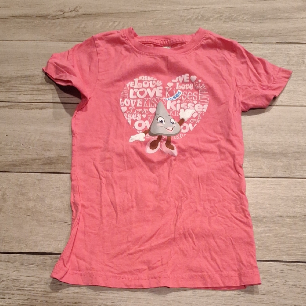 🍦Hersheypark Hershey Kiss Graphic Tee🐬